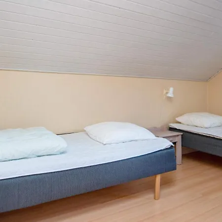 Seaside Retreat At Rim - By Traum